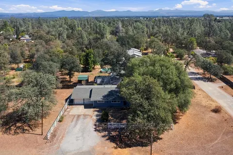 View/Area - 1919 Lake Blvd, Redding, CA 96003 photo 1 of 3