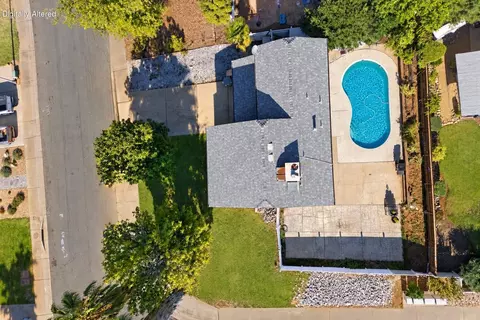 View/Area - 2205 Jessica Way, Redding, CA 96002 photo 1 of 4