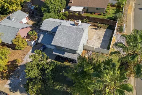 View/Area - 2205 Jessica Way, Redding, CA 96002 photo 4 of 4