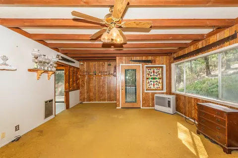 Living - 100 Carr Pl, Lewiston, CA 96052 photo 6 of 7