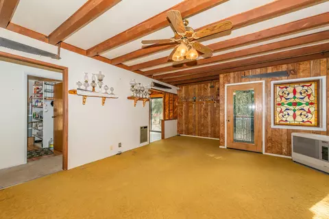 Living - 100 Carr Pl, Lewiston, CA 96052 photo 5 of 7