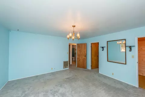 Bedroom - 100 Carr Pl, Lewiston, CA 96052 photo 3 of 4