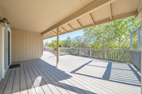 Exterior - 3697 Wolverine Dr, Redding, CA 96001 photo 4 of 5