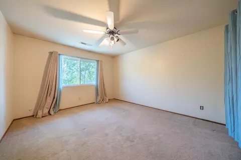 Bedroom - 3697 Wolverine Dr, Redding, CA 96001 photo 5 of 5