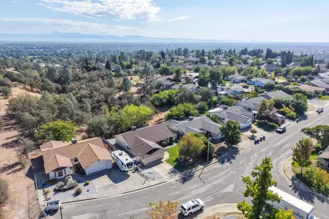 View/Area - 3697 Wolverine Dr, Redding, CA 96001 photo 1 of 3