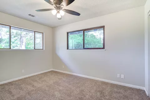 Bedroom - 8947 Olney Park Dr, Redding, CA 96001 photo 2 of 4
