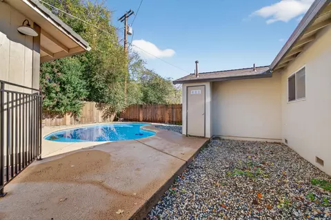Exterior - 2068 Solar Way, Redding, CA 96002 photo 9 of 13