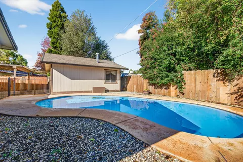 Exterior - 2068 Solar Way, Redding, CA 96002 photo 11 of 13