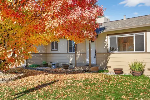 Exterior - 2068 Solar Way, Redding, CA 96002 photo 4 of 13