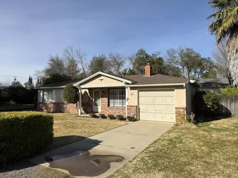 Exterior - 918 Parsons Dr, Redding, CA 96002 photo 3 of 15