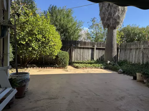 Exterior - 918 Parsons Dr, Redding, CA 96002 photo 10 of 15