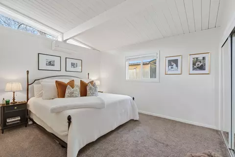 Bedroom - 2284 Paris Ave, Redding, CA 96001 photo 1 of 6