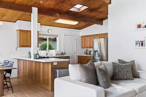 Kitchen - 2284 Paris Ave, Redding, CA 96001 photo 1 of 5