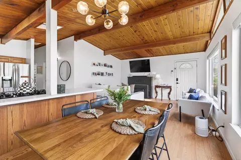 Dining - 2284 Paris Ave, Redding, CA 96001 photo 3 of 3