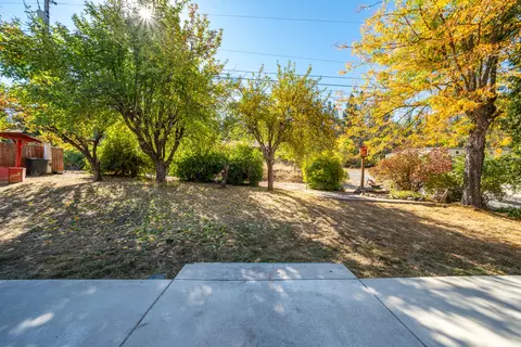 Exterior - 56 1st Ave, Lewiston, CA 96052 photo 4 of 11