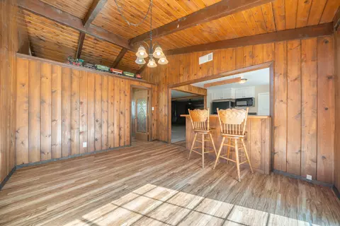 Dining - 56 1st Ave, Lewiston, CA 96052 photo 1 of 1