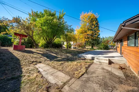 Exterior - 56 1st Ave, Lewiston, CA 96052 photo 9 of 11