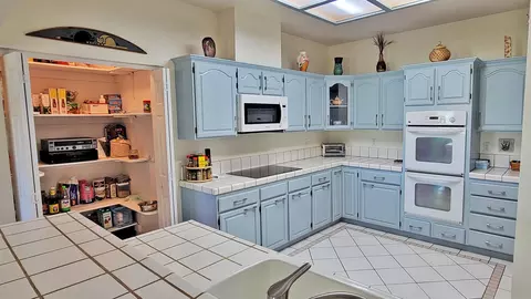 Kitchen - 3782 Siskiyou St, Redding, CA 96001 photo 3 of 3