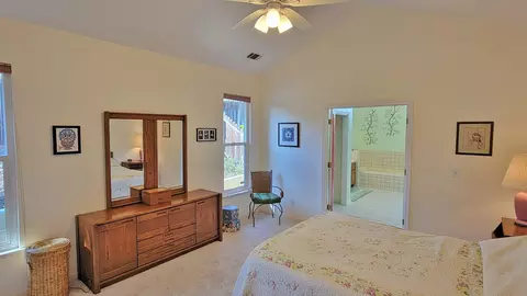 Bedroom - 3782 Siskiyou St, Redding, CA 96001 photo 1 of 5