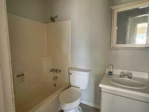 Bath - 20362 Sugar Pine St, Burney, CA 96013 photo 2 of 4