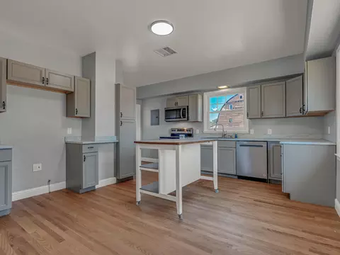 Kitchen - 5924 Deschutes Rd, Anderson, CA 96007 photo 1 of 6