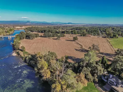 View/Area - 5924 Deschutes Rd, Anderson, CA 96007 photo 4 of 7