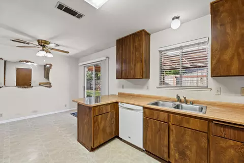 Kitchen - 1761 Hawthorne Ct, Redding, CA 96002 photo 2 of 2