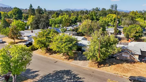 View/Area - 2146 Westwood Ave, Redding, CA 96001 photo 5 of 5