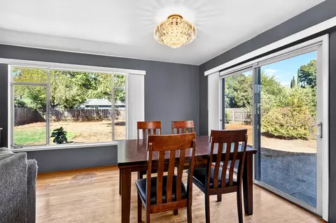 Dining - 2146 Westwood Ave, Redding, CA 96001 photo 3 of 3