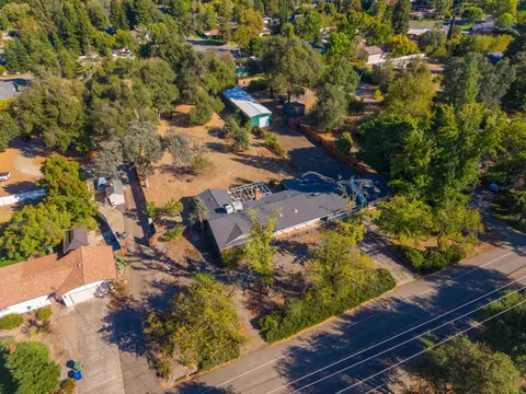View/Area - 4601 Alta Mesa Dr, Redding, CA 96002 photo 2 of 8