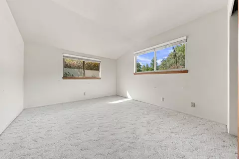 Bedroom - 4601 Alta Mesa Dr, Redding, CA 96002 photo 7 of 8
