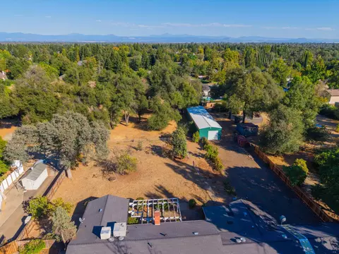 View/Area - 4601 Alta Mesa Dr, Redding, CA 96002 photo 5 of 8