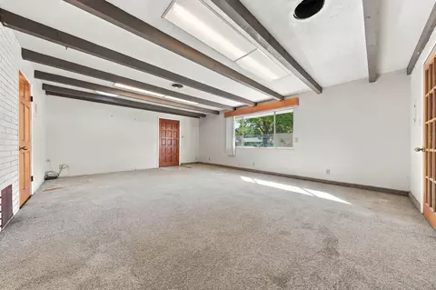 Living - 4601 Alta Mesa Dr, Redding, CA 96002 photo 7 of 8