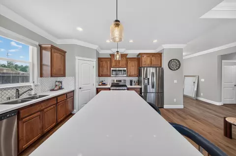 Kitchen - 2801 Calaveras Ct, Redding, CA 96002 photo 2 of 3