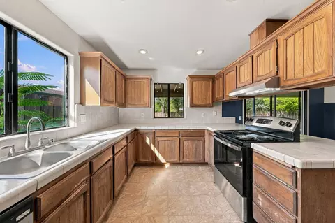 Kitchen - 1224 Hawthorne Ave, Redding, CA 96002 photo 1 of 4