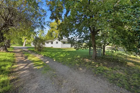 Exterior - 19002 W Niles Ln, Redding, CA 96002 photo 21 of 22
