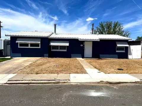 120 Manzanita St, Herlong, CA 96113