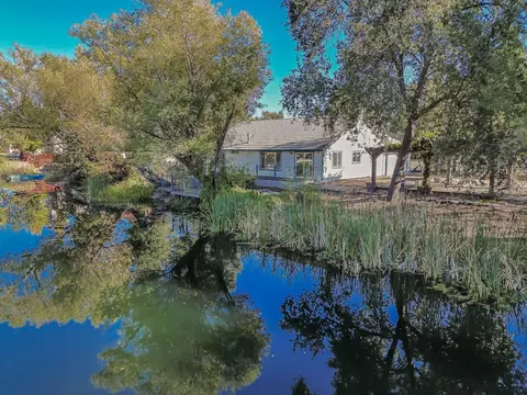 19269 Shoal Pl, Cottonwood, CA 96022