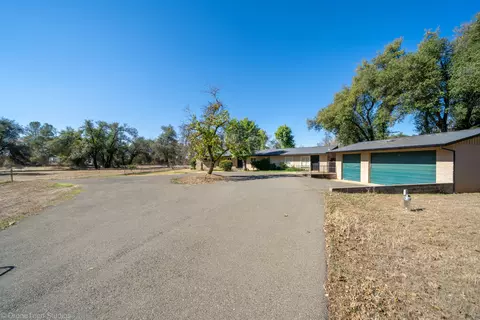 Exterior - 8064 Churn Creek Rd, Redding, CA 96002 photo 4 of 14