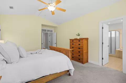 547 Casa Buena St, Redding, CA 96003 photo 23