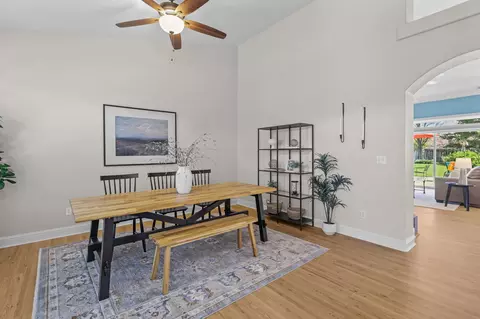 547 Casa Buena St, Redding, CA 96003 photo 8