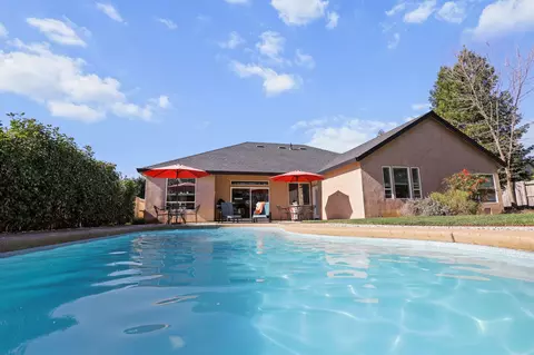547 Casa Buena St, Redding, CA 96003 photo 39