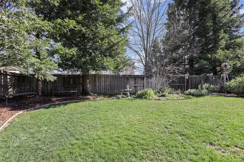 547 Casa Buena St, Redding, CA 96003 photo 48