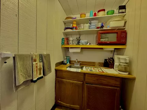 Kitchen - 114 Rodeo Way #D, Ruth, CA 95552 photo 3 of 5