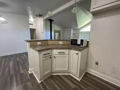 Kitchen - 2016 Morgan Hill Rd, Hayfork, CA 96041 photo 3 of 4