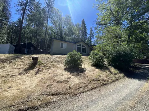 Exterior - 2016 Morgan Hill Rd, Hayfork, CA 96041 photo 11 of 12