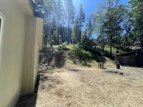Exterior - 2016 Morgan Hill Rd, Hayfork, CA 96041 photo 8 of 12