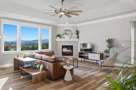 Living - 3509 Old Lantern Dr, Redding, CA 96003 photo 1 of 5