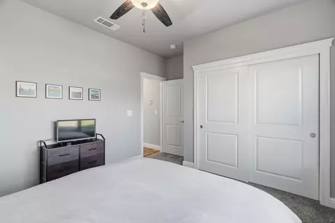 Bedroom - 3509 Old Lantern Dr, Redding, CA 96003 photo 4 of 4