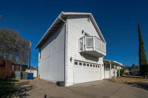 Exterior - 3700 Mchale St, Redding, CA 96001 photo 3 of 11